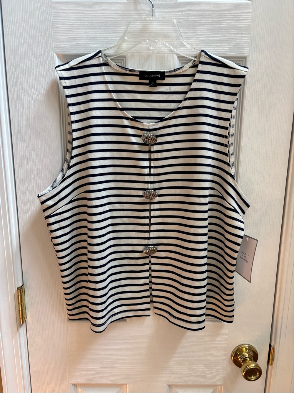 Navy & Cream Striped Sleeveless Metal Sea Shell Button-Front Top, Size XL, NWOT - Picture 2 of 6